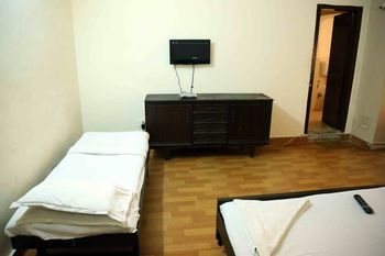 Kishish Kunj Hotel 3*