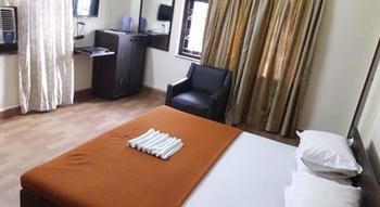Kishish Kunj 3*