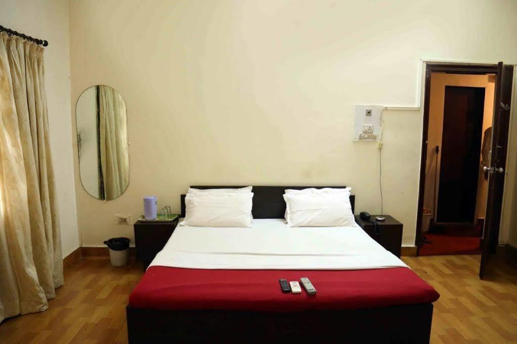 Hotel Kishish Kunj Mumbai