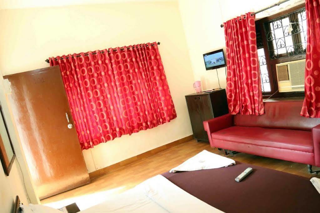 Kishish Kunj 3*