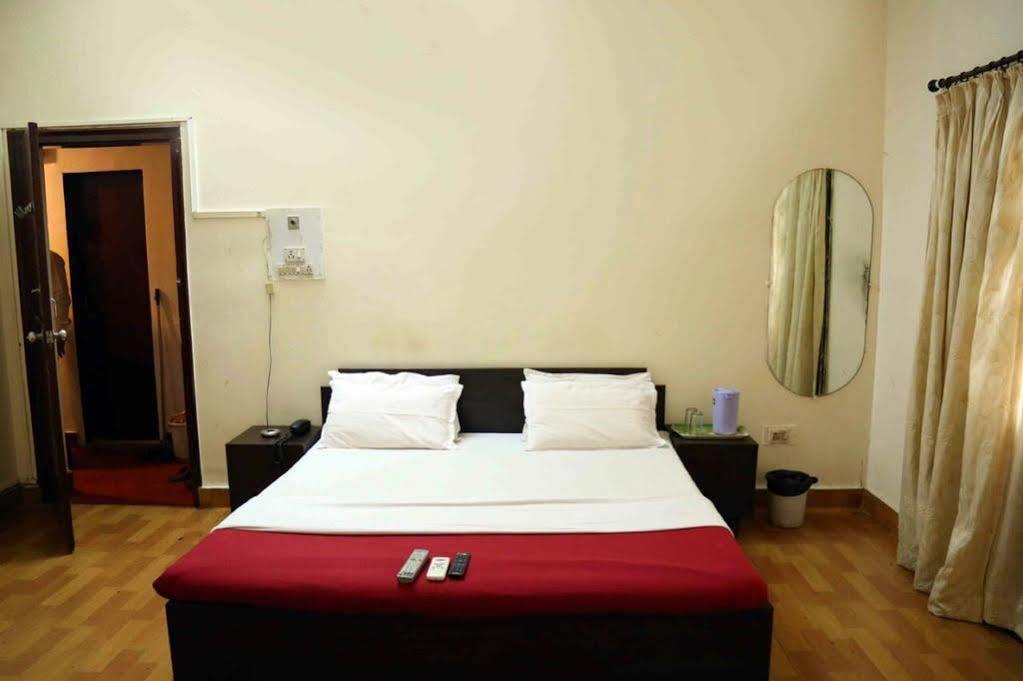 Kishish Kunj Hotel Mumbai